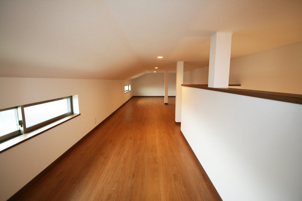 家族の動線 小屋裏収納にもこだわった家 三島市 株式会社プライムホーム